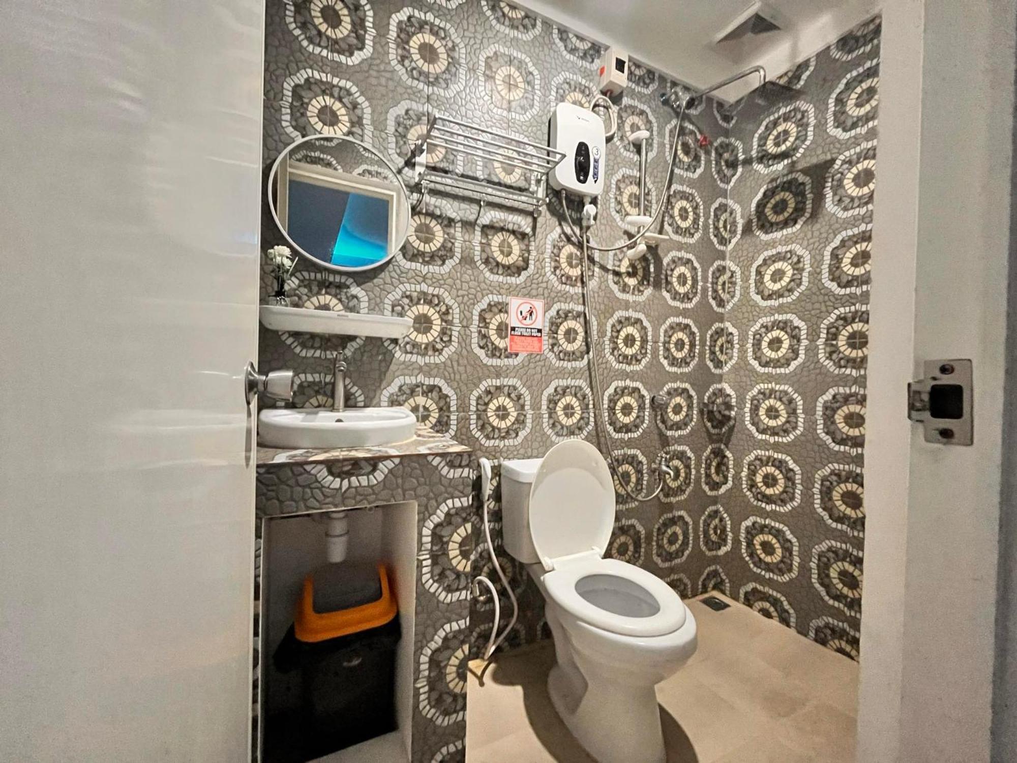 Carandang Tourist Inn Ел Нидо Екстериор снимка