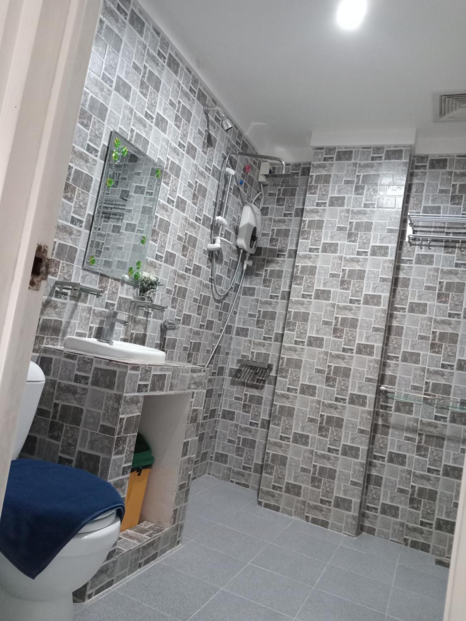 Carandang Tourist Inn Ел Нидо Екстериор снимка